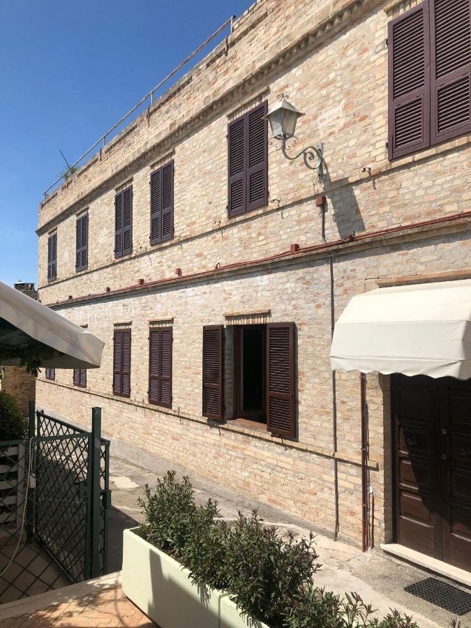 فندق Castello - Solo Pernotto كوبرا ماريتيما المظهر الخارجي الصورة